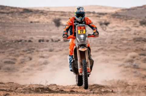 Luciano Benavides ganó la etapa 8 del Dakar y sigue soñando con la victoria en&nbsp;motos