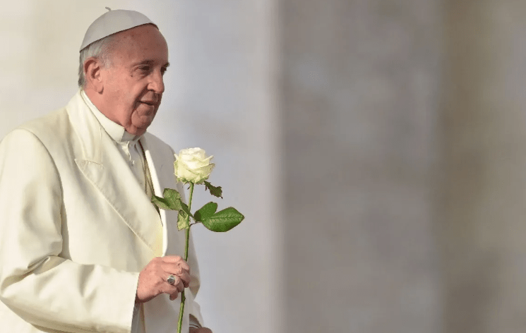 El Papa Francisco pide oraciones mientras sigue su&nbsp;recuperación