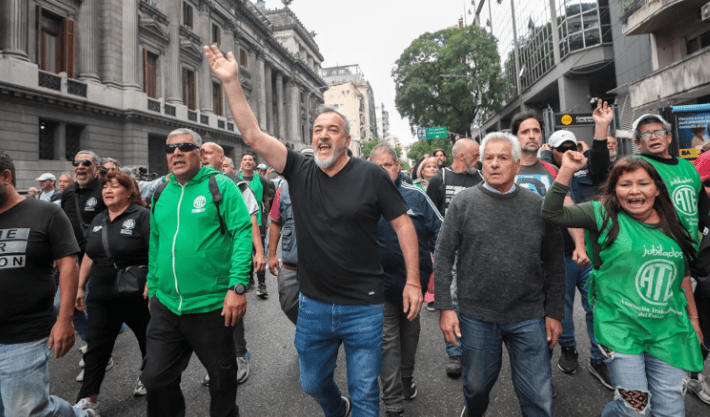 ATE se movilizó al Congreso y advirtió sobre la situación del&nbsp;país