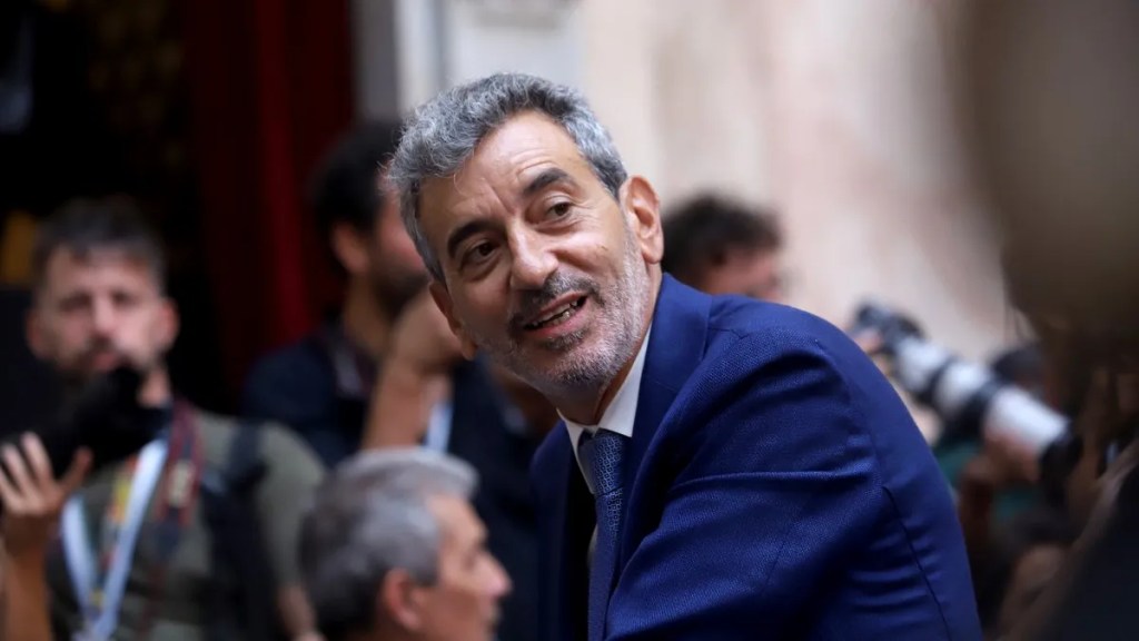 Randazzo, candidato de Provincias Unidas, cuestionó el abandono del interior y recordó: “Que sacar un pasaporte no era un problema, fue lo que hemos hecho&nbsp;nosotros”