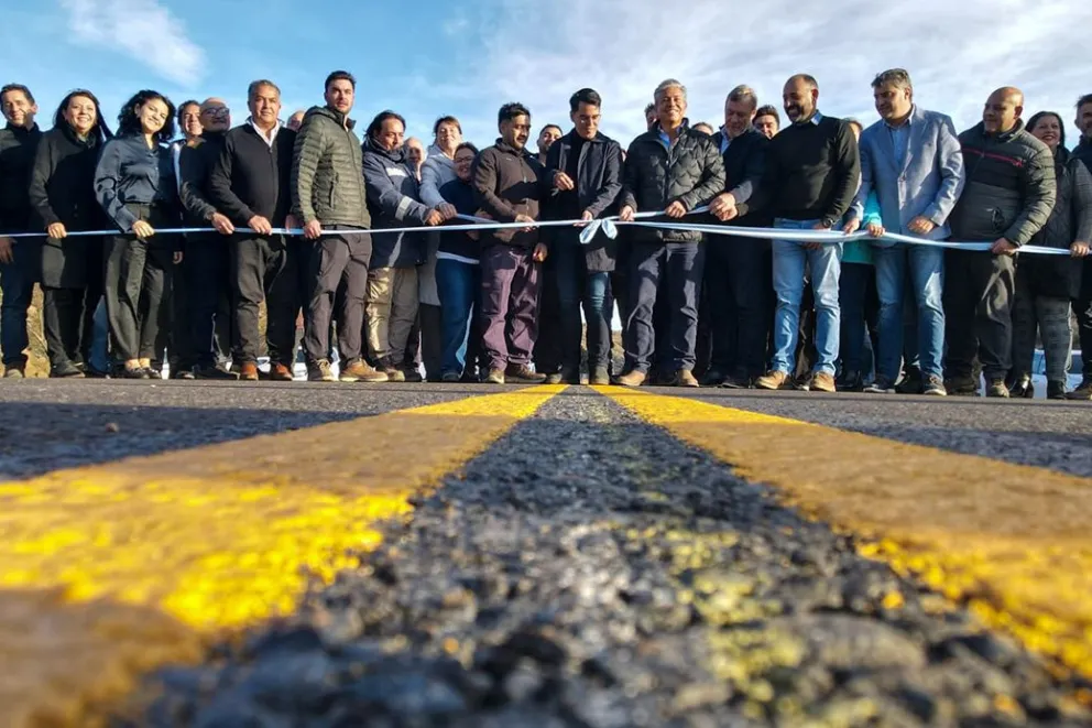 Neuquén pone en marcha el Plan de pavimentación más relevante de su historia, marcando un antes y un después en infraestructura&nbsp;vial