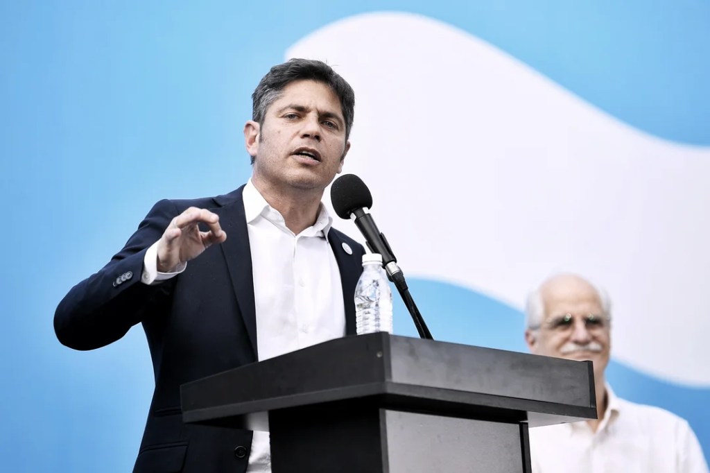 Kicillof acusó al gobierno de Milei de ser una “estafa de TikTok” y cuestionó el rol del JP&nbsp;Morgan