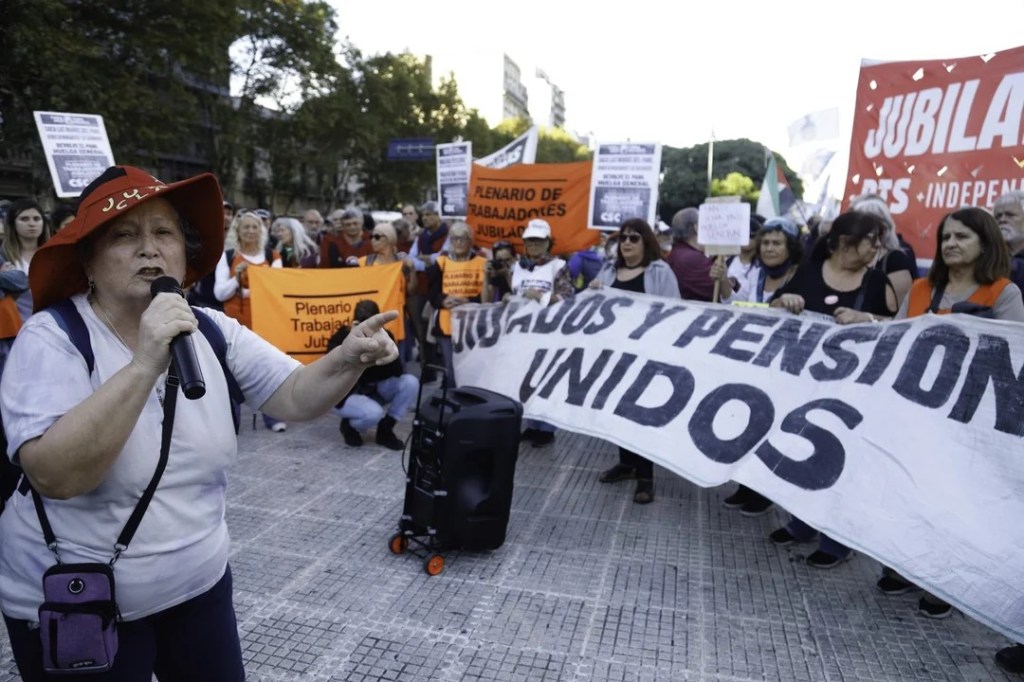 Represión durante la tradicional marcha de jubilados en el&nbsp;Congreso